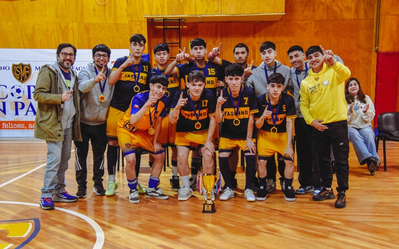 Con gran participación y espíritu deportivo se desarrolló la XXVII Copa de Futsal “Juan Pablo II”